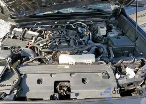 2024 Toyota Tacoma Double Cab z USA, uszkodzony, nr VIN 3TMKB5FNXRM004585